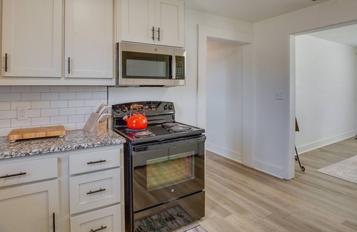Decatur Cabaña | Countryside Cottage w/ Fenced Yard in Decatur!