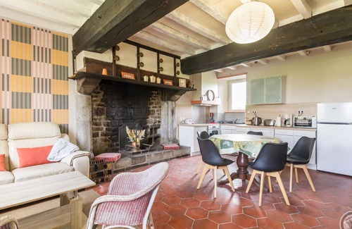 Orval Cabaña | Casa acogedora con jardín, terraza privada y servicios completos en un entorno campestre