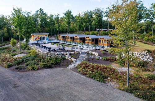 North Sebago Cabaña | Couples Cottage Limit 4 1 Bedroom Cottage