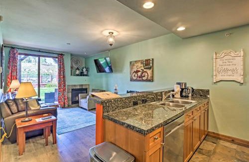The Highlands Apartamento | Couples Ski Condo 1 Mi to Breckenridge Golf Club