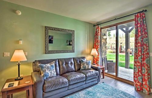The Highlands Apartamento | Couples Ski Condo 1 Mi to Breckenridge Golf Club