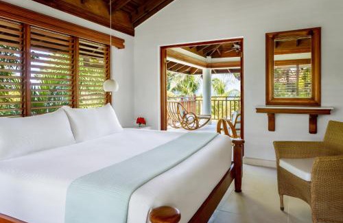 Negril Complejo | Couples Swept Away