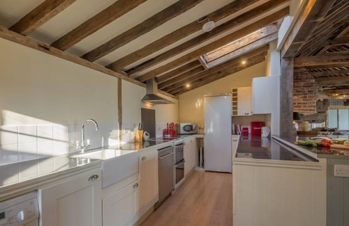Ipswich Casa | Este granero único y convertido está situado en un impresionante AONB.