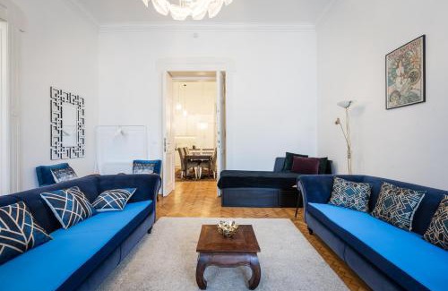 Csarnok negyed Apartamento | Court Crossing Apartment