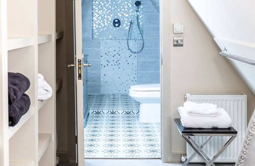 Painswick Cama Y Desayuno | Court House Manor Luxury B&B