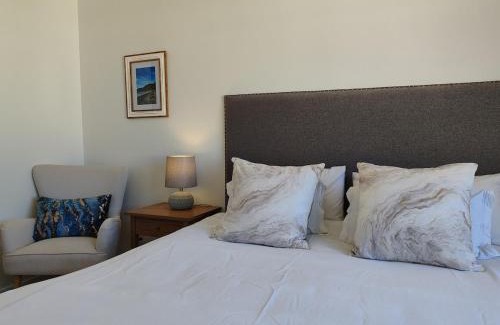 Muizenberg Apartamento | Courtside Views Empire Apartment