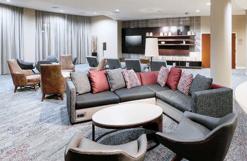 Ludlam Hotel | Courtyard by Marriott Miami at Dolphin Mall
