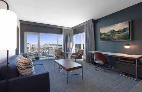 Marina del Rey Hotel | Courtyard by Marriott Marina del Rey