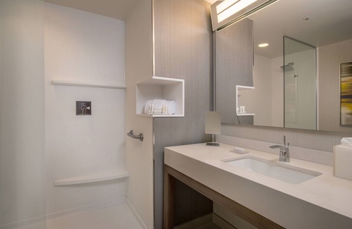 Prince George Hotel | Courtyard by Marriott Prince George