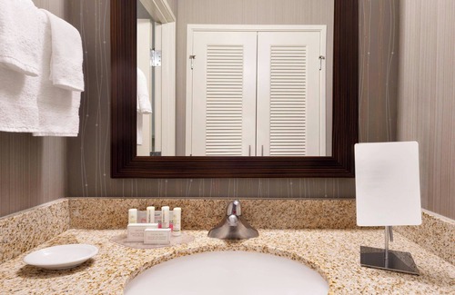 Fairlawn Hotel | Courtyard by Marriott Akron Fairlawn