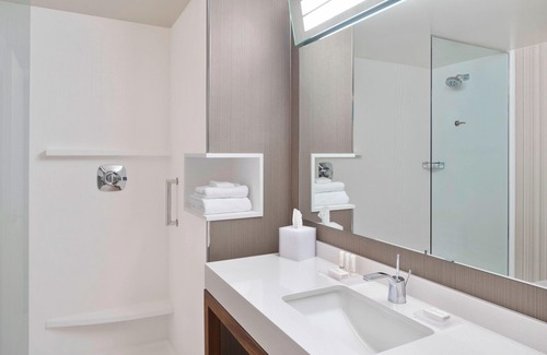 Troy Hotel | Courtyard by Marriott Albany Troy/Waterfront