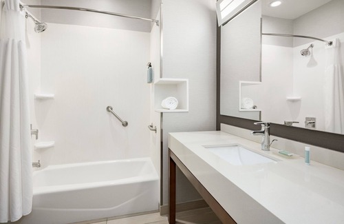 Auburn Hotel | Courtyard by Marriott Auburn