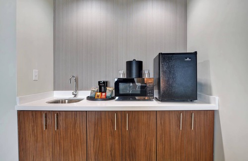 Rogers Hotel | Courtyard by Marriott Bentonville Rogers Promenade