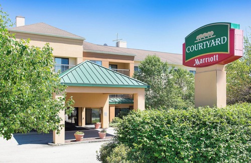 Westborough Hotel | Courtyard by Marriott Boston Westborough