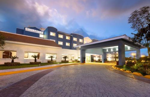 Alfredo V. Bonfil Hotel | Courtyard by Marriott Cancun Airport
