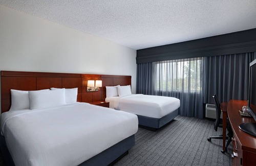 Arlington Hotel | Courtyard by Marriott Dallas Arlington/Entertainment Dist