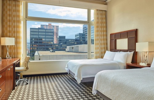 Downtown Denver Hotel | Courtyard by Marriott Denver Downtown