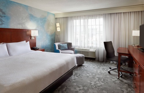 ByWard Market Hotel | Courtyard by Marriott Downtown Ottawa