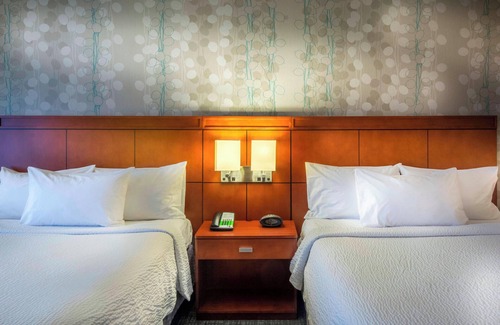 Greensboro Hotel | Courtyard by Marriott Greensboro Airport
