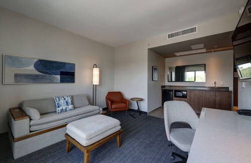 University Heights Hotel | Courtyard by Marriott Iowa City University Heights