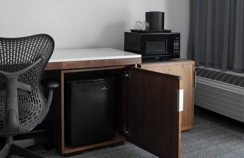 Burbank Hotel | Courtyard by Marriott Los Angeles Burbank Airport