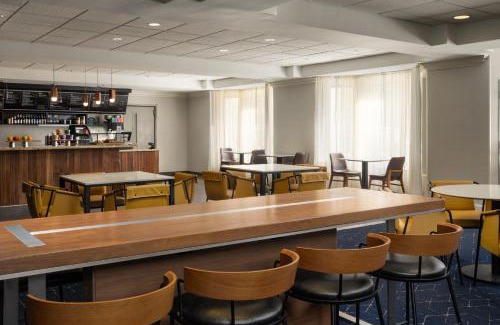 North Myrtle Beach Hotel | Courtyard by Marriott Myrtle Beach Barefoot Landing