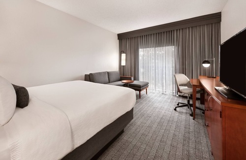 Memphis Hotel | Courtyard by Marriott Memphis Airport