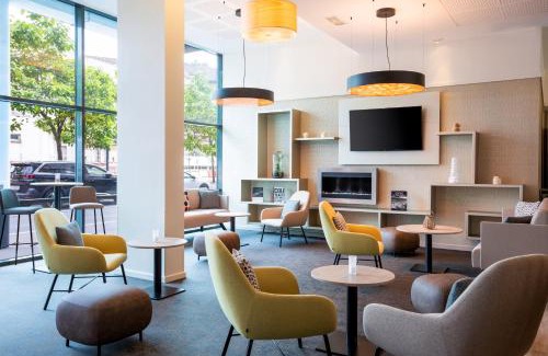 Saint-Denis Hotel | Courtyard by Marriott Paris Saint Denis