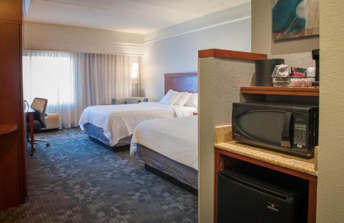 Downtown Hotel | Courtyard by Marriott Pensacola Downtown