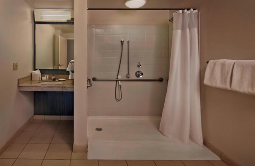 Warwick Hotel | Courtyard by Marriott Providence Warwick
