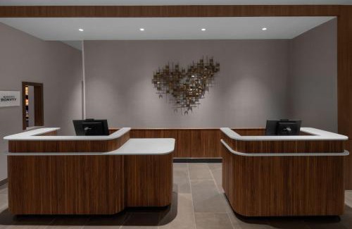 Sparks Hotel | Courtyard by Marriott Reno Sparks