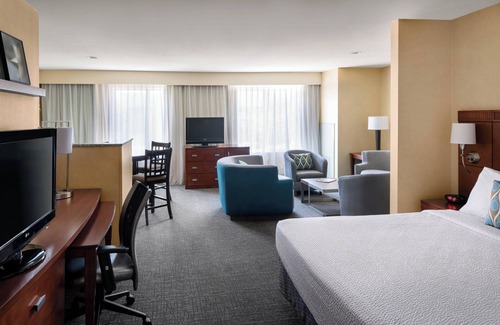 Sacramento Hotel | Courtyard by Marriott Sacramento Cal Expo