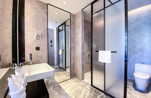Hepingcun Hotel | Courtyard by Marriott Shenzhen Northwest