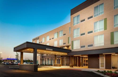 Wayne Hotel | Courtyard by Marriott Indianapolis West-Speedway