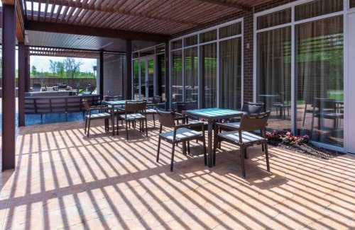 Wayne Hotel | Courtyard by Marriott Indianapolis West-Speedway