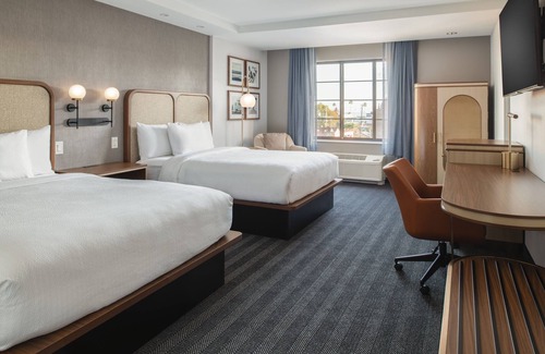 Beach Hill - Beach Flats Hotel | Courtyard by Marriott Santa Cruz
