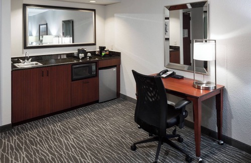 Brazos Hotel | Courtyard by Marriott Waco