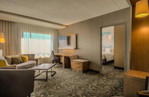 Winnipeg Hotel | Courtyard by Marriott Winnipeg Airport