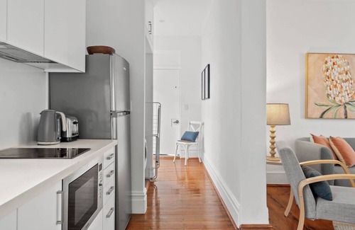 Ashfield Apartamento | Courtyard Esperanza Sunny Heritage Chic