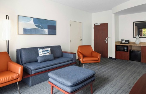 Alcoa Hotel | Courtyard Knoxville Airport Alcoa