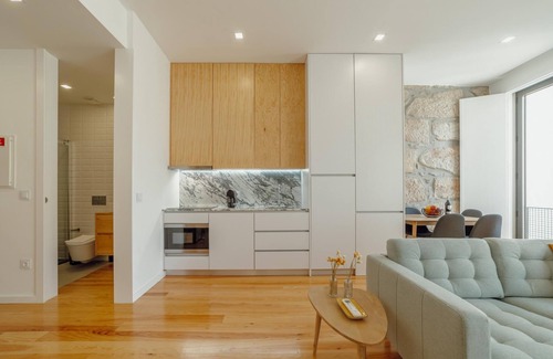 Campanha Apartamento | Courtyard Oporto Design Apartment E
