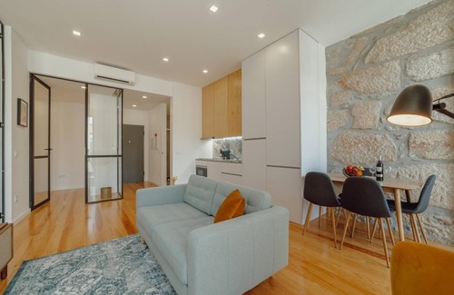 Campanha Apartamento | Courtyard Oporto Design Apartment E