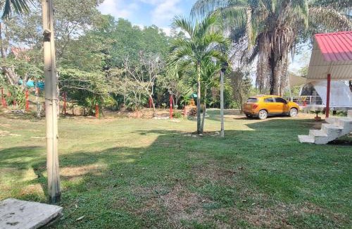 Melgar Apartamento | COVEÑITAS Cabaña CARIBE, con piscina tipo playa, capacidad máxima 34 personas