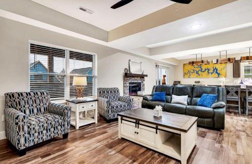 Hollister Casa | Cove Cottage