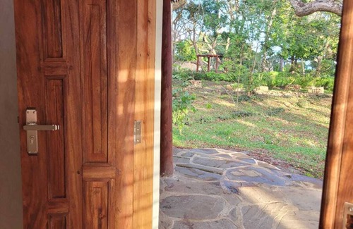 Shimoni Casa | Cove House House 60 m2 Creekside Indian Ocean
