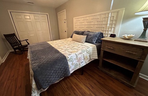Olde Town Cabaña | Cove House in Downtown Olde Bluffton