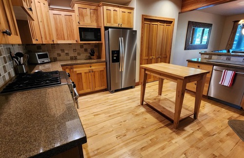 Park Meadows Casa | ¡Guauu! 3100 pies cuadrados 4 dormitorios 4 baños casa en ciudad con Jacuzzi privado