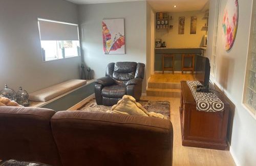 Army Bay Apartamento | Cove side Bliss