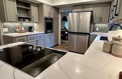 Heber Springs Casa | Cove-side Wooded & private-Lake access-Golf course, Local and State Taxes