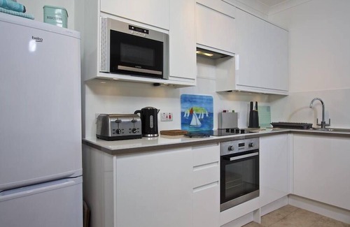 Hope-Cove Cabaña | COVE VIEW, ideal para familias, con un jardín en Hope Cove, Ref 995868
